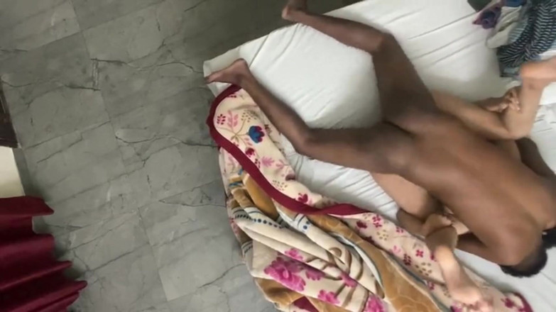 Amit yadav: Scopata in hotel con la migliore posizione.