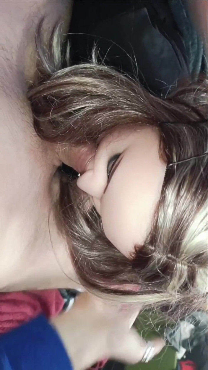 kickerscooter: Hannah si hraje s mým spermatem!