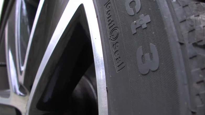 German amateur - 100% German hardcore videos: Sex im auto ist der beste