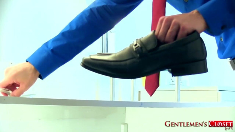 Gentlemen's Closet: 15 phút đến Showtime 01