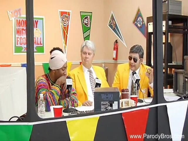 Parody Bros: Apa yang terjadi di ruang wasit pada paruh waktu