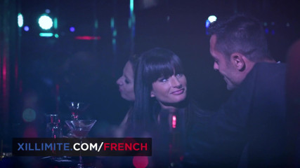 French girls at work: Ava Courceles conhece um homem nos banheiros