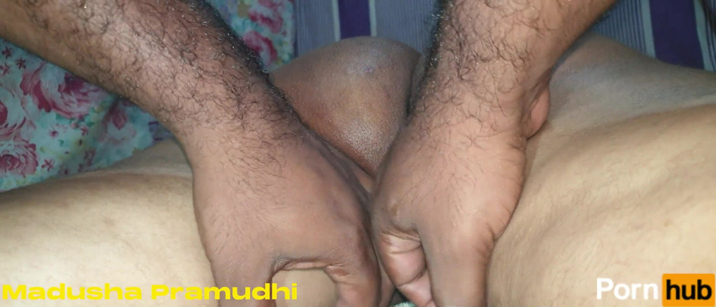 Tiyana: Istri hot penurut dientot habis-habisan sama suaminya