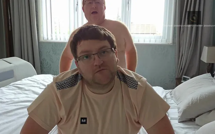 Daddysmudge: Daddy Fucks Boy on Bed