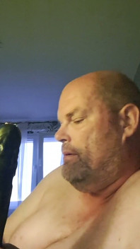 Dildofickvorführung Der Schlampe Am Morgen