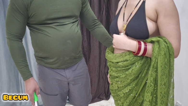 Rukshaar Begum: देवर ने भाभी को कुत्ते शैली में चोदा