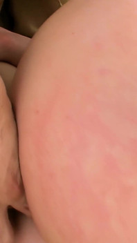 Žhavý anální sex šukání perfektního zadku sexy blonďaté holky