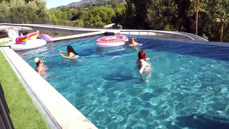 Busty Bexx: Jeff’s Models Pool Party Orgy