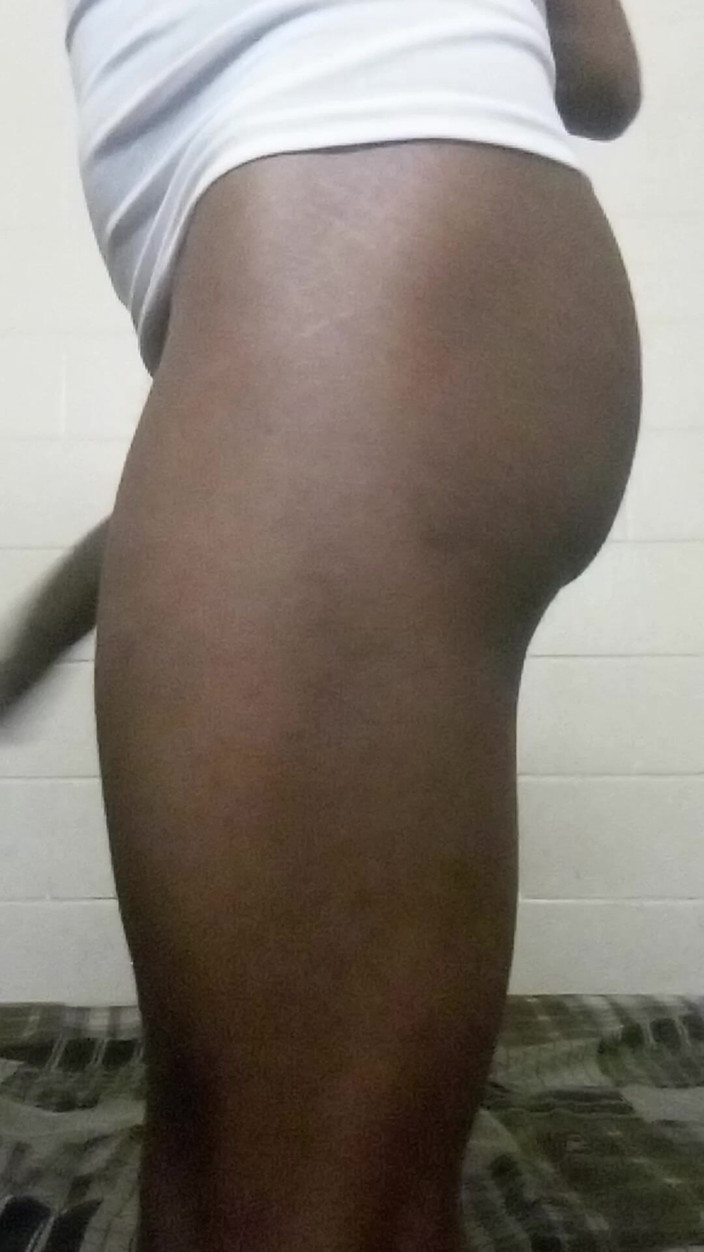 SweetDWillie456: Femboy com bunda gorda e pau grande