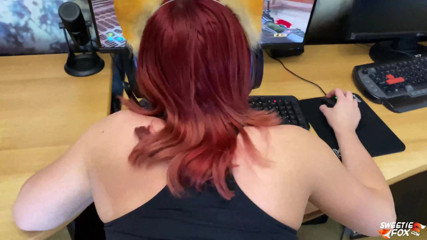 Sweetie Fox: Babe doggystyle fucking and deep sucking dick while playing doom...