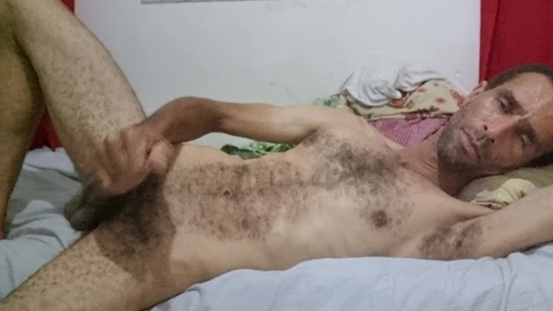 osmar1221: Showing Myself off Completely Naked with Great Pleasure