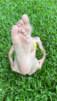 Solo Foot Play