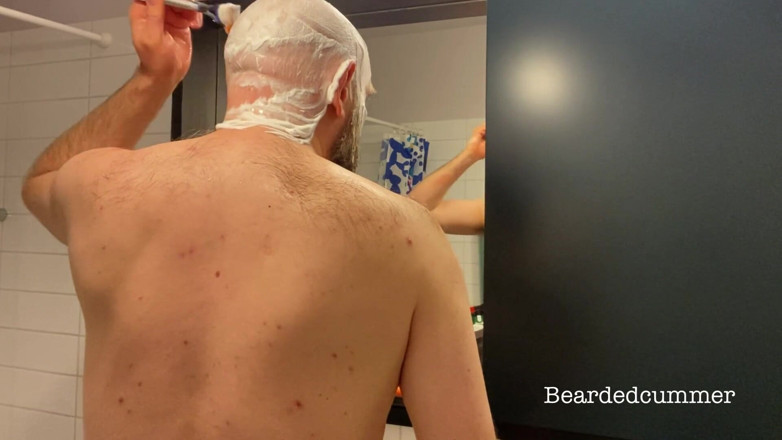 Beardedcummer: Stepdaddy bear shaves his bald head, no cum