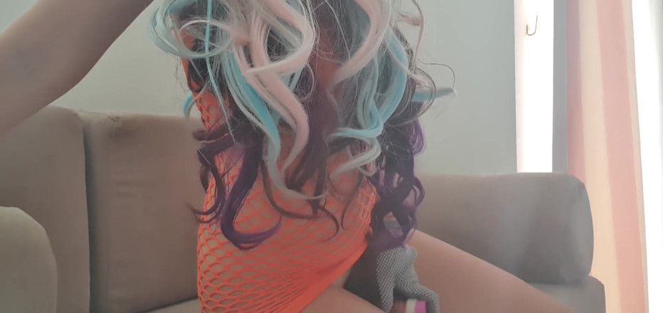 Sofranisa: Sexy kleid und nackte muschi