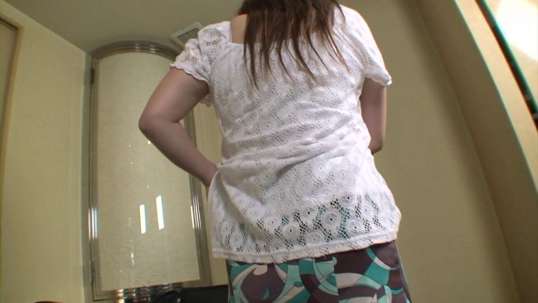 Japan Lust: Vollbusige japanische milf liebt harten schwanz