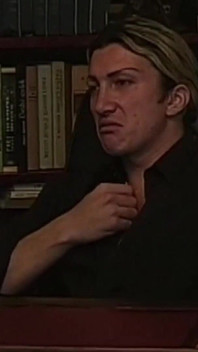 - Дівчина Боса - Чудова Розпусниця