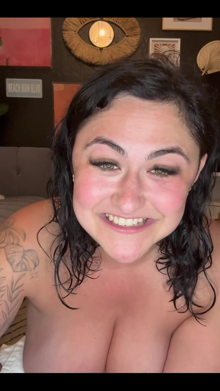 Josie Jaxxon: Episodio 1 *le avventure di Josie Jaxxon* Tampa parte 1