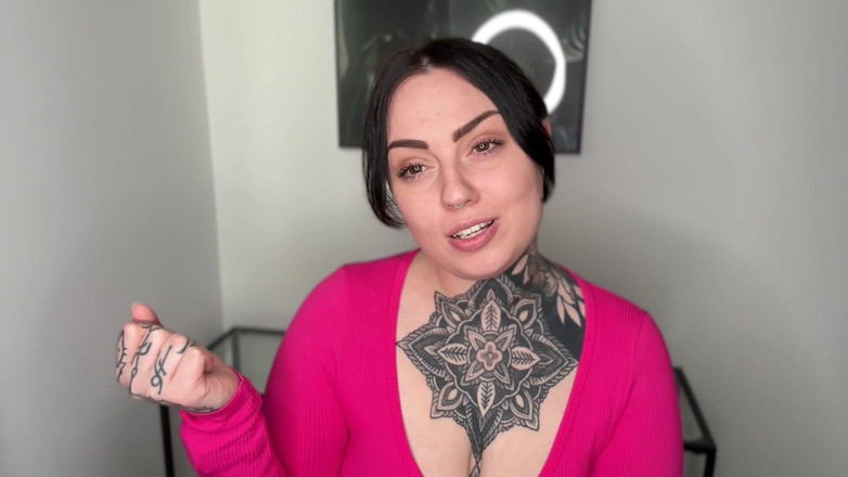 Miss Valentina: Jalang Percuma Pepek Muktamad