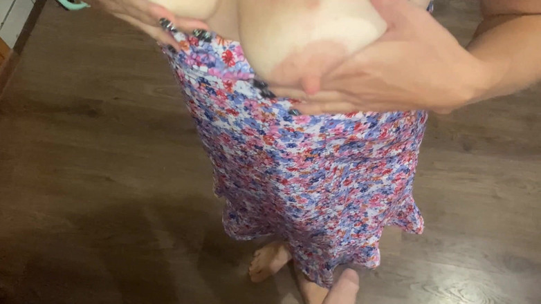 Risky Hairy Couple: Joder delante de la ventana, orgasmo femenino