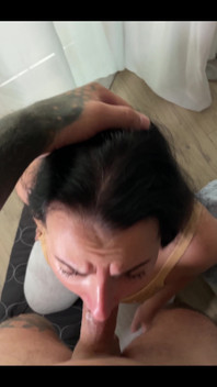 Deep Throat Queen
