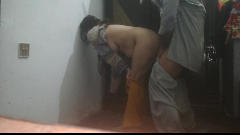 desi boy 418: Wife's stepsister fuck on her home