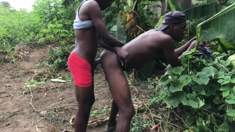 Sexydaddy: Çiftlikte açık havada seks