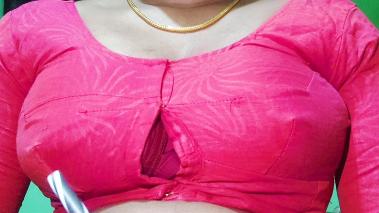 Desi Mohini: Kavita, maîtresse servante, baise à la maison