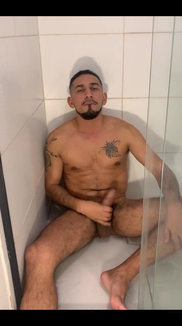 Douglas Machado: ช่วยตัวเองและน้ําแตก