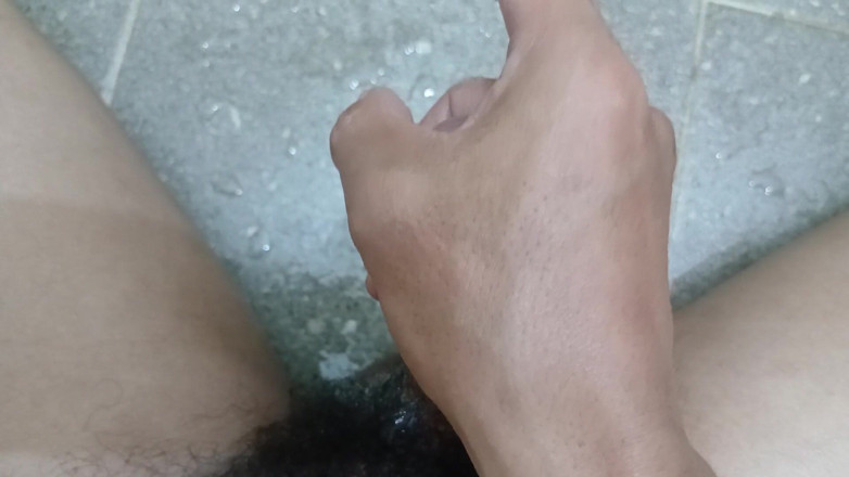 LunaDesire: Asia Boy di Toilet