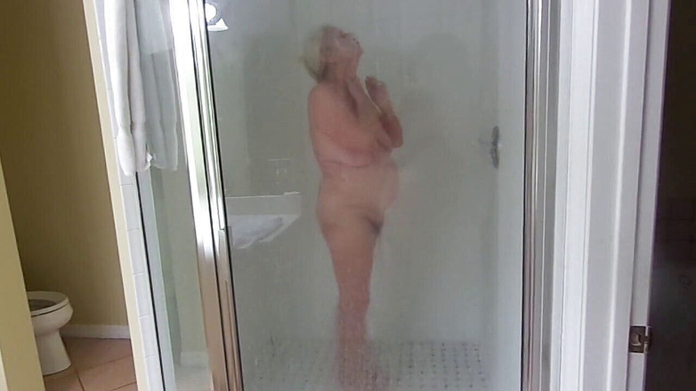 BBW nurse Vicki adventures with friends: Sexy mature blonde granny takes a shower as we stepdaughter...