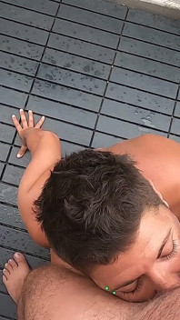 Chtěla spolknout mrdku a chcaní ptáka