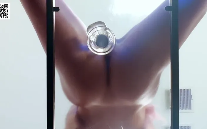NumiLiam: I Fucked a Transparent Dildo on a Glasss Table