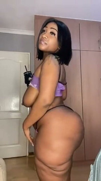 Bbw twerken & striptease