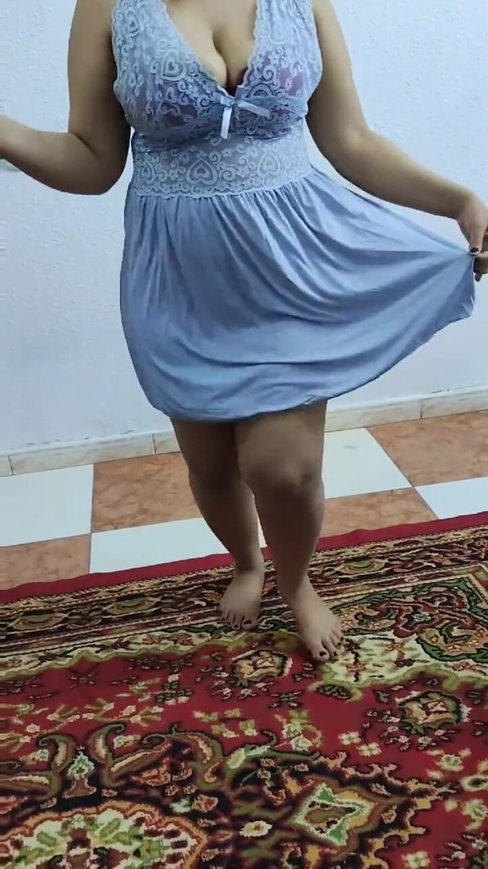 Six my and wife: 6명의 아랍 나우