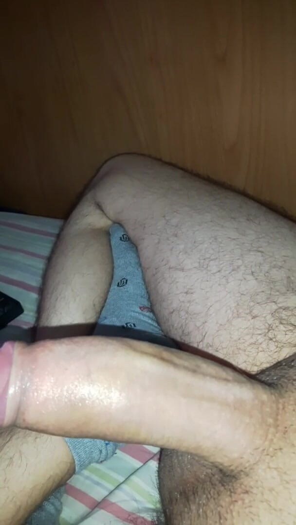 Lo Zborro: देखो लूना कितना वीर्य निकालती है। Luna 20 ट्रिब्यूट