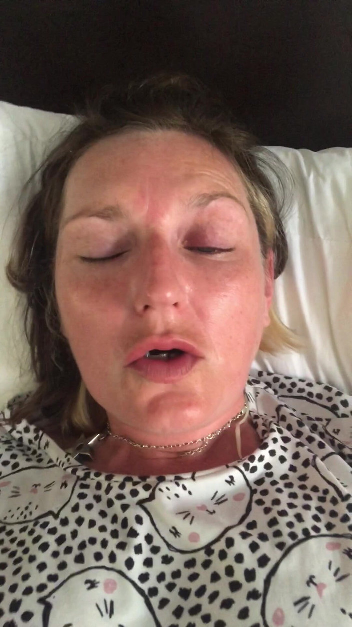 MistressWriggler: 私の熱くて汗ばんだ寄り目でオーガズムの顔