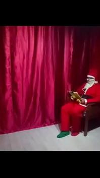Coppia versione di matrigna Natale e Babbo Natale 2023