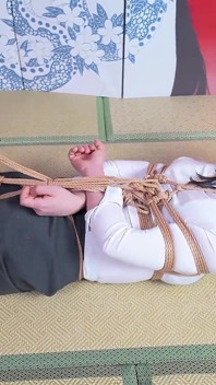 내 섹시한 여친을 훈련하고 모욕하다 22