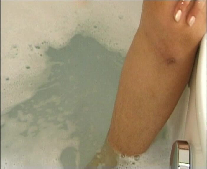 GOLDLIGHT - OFFICIAL: Gordita rubia alemana milf usa juguetes y se la follan...