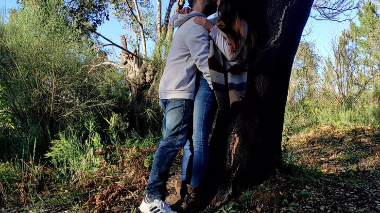 Sensual imagination 69: Ogromny lodzik w naszym spacerze do lasu