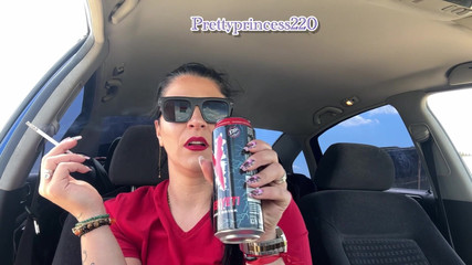 Panfil corina: Arabada sigara içmek