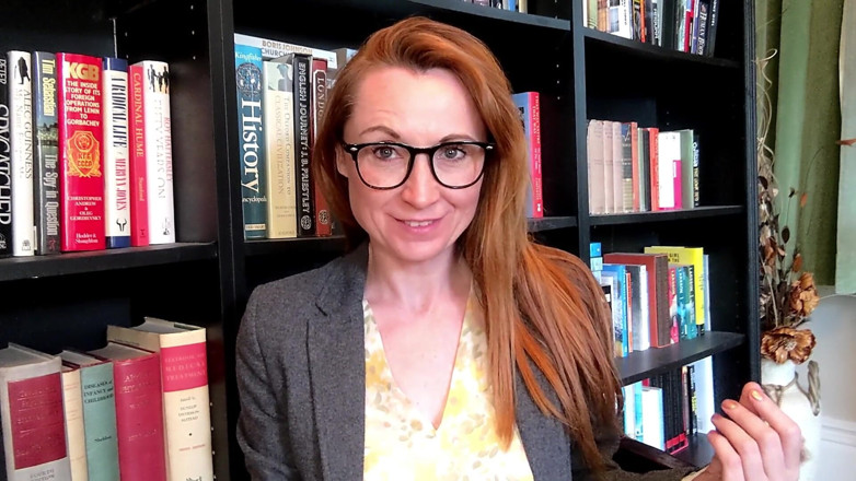 Lily kink: Невинная Библиотекарь Сбить С Пути Свинца И Отсасывает У Тебя