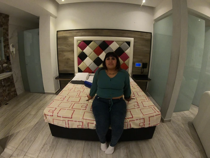 DiablaLatinaTour: Argentinian Brunette Records Her First Porn Video