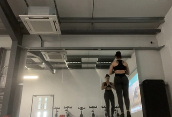 Adreena Winters: Neustále si připomínám, proč jste všichni malé děvky ve srovnání...