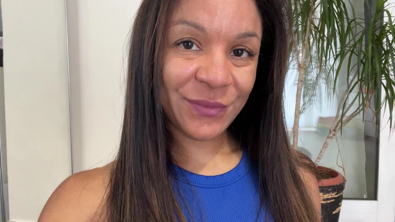 Miss Fluo: Seins flasques, coaching masturbatoire, coaching masturbatoire jusqu’à l’orgasme dans la...