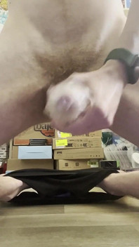 Tesão twink fodendo um fleshlight toy e gozando duro!