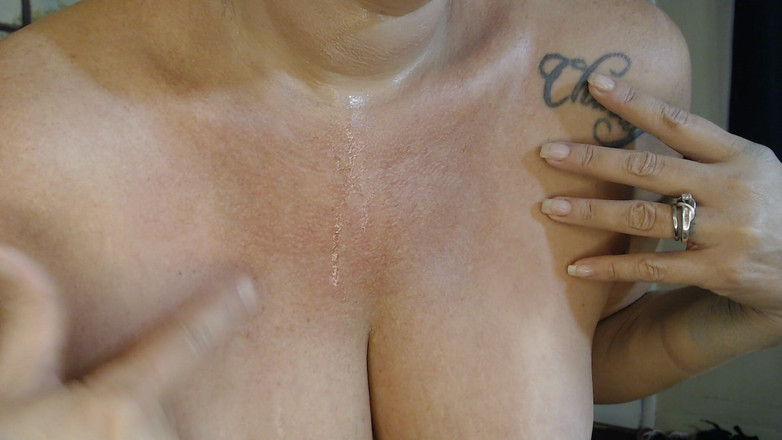 Abby Anna: Kapající mokrá lijáka potu