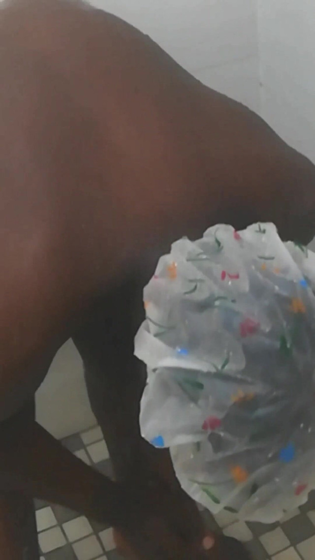 Shower Cam (Thee Jonny Bravo)