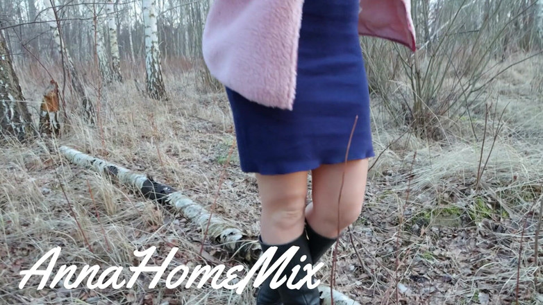 AnnaHomeMix: Mereu am vrut să încerc să mă masturbez în parc, i-am cerut...