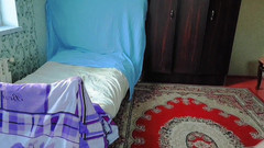 Kitty_Cross: Süße sissy trägt fluffige Ohrschellen in gemütlichem pullover